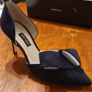 Nine West Navy suede heels pumps